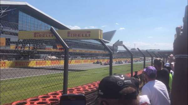 Silverstone Circuit, bloc: Hamilton Straight North, rangée: B, place: 99