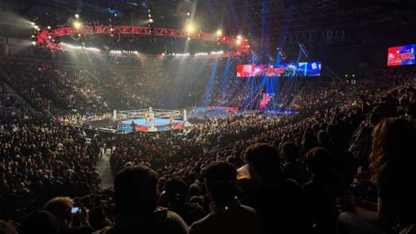 SSE Arena Belfast, bloc: WESTM1, rangée: Q, place: 9