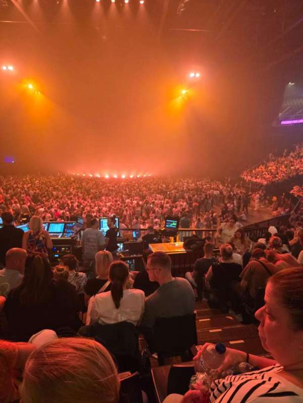 Vorst Nationaal, bloc: 115, rangée: 13, place: 1