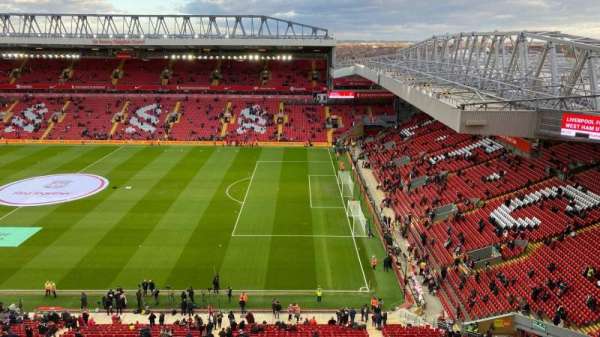 Anfield, bloc: U8, rangée: 66, place: 220