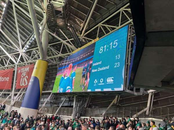 Aviva Stadium, bloc: 141, rangée: X, place: 13