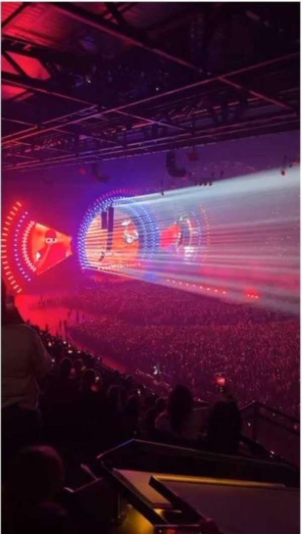 Paris La Défense Arena, bloc: 406, rangée: 50, place: 21