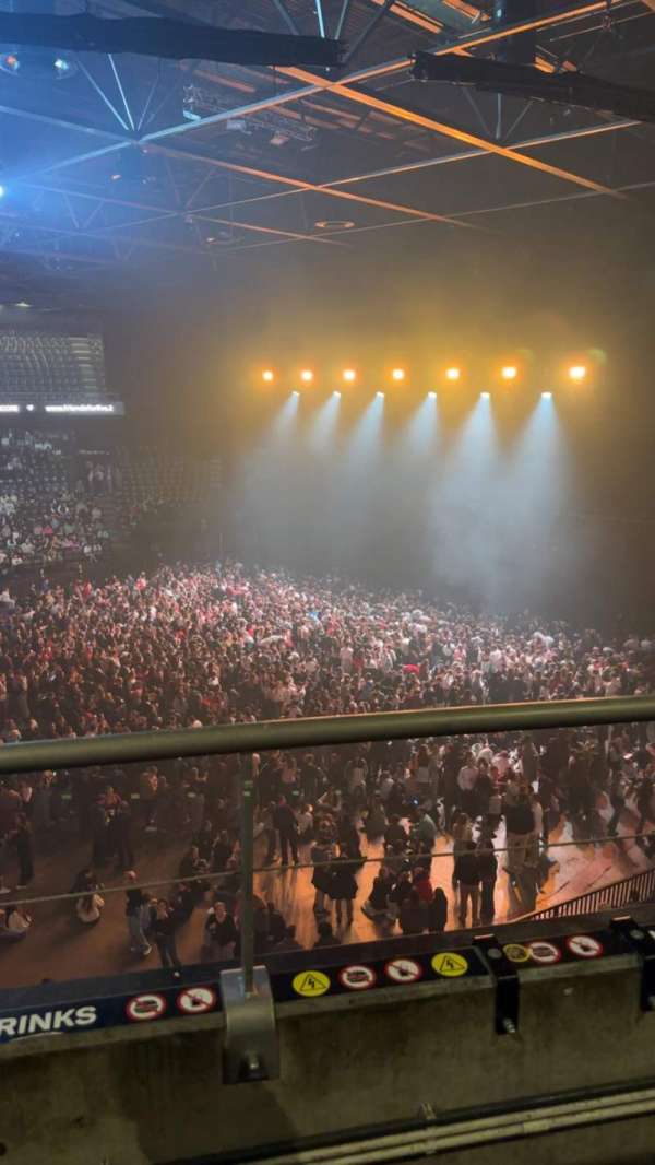 Vorst Nationaal, bloc: 120, rangée: 02, place: 06