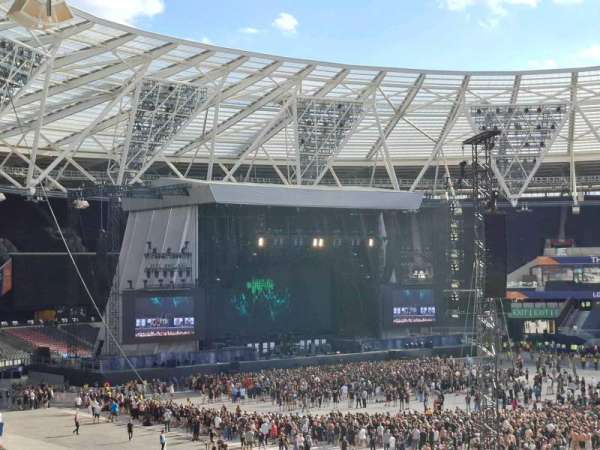 London Stadium, bloc: 239, rangée: 39