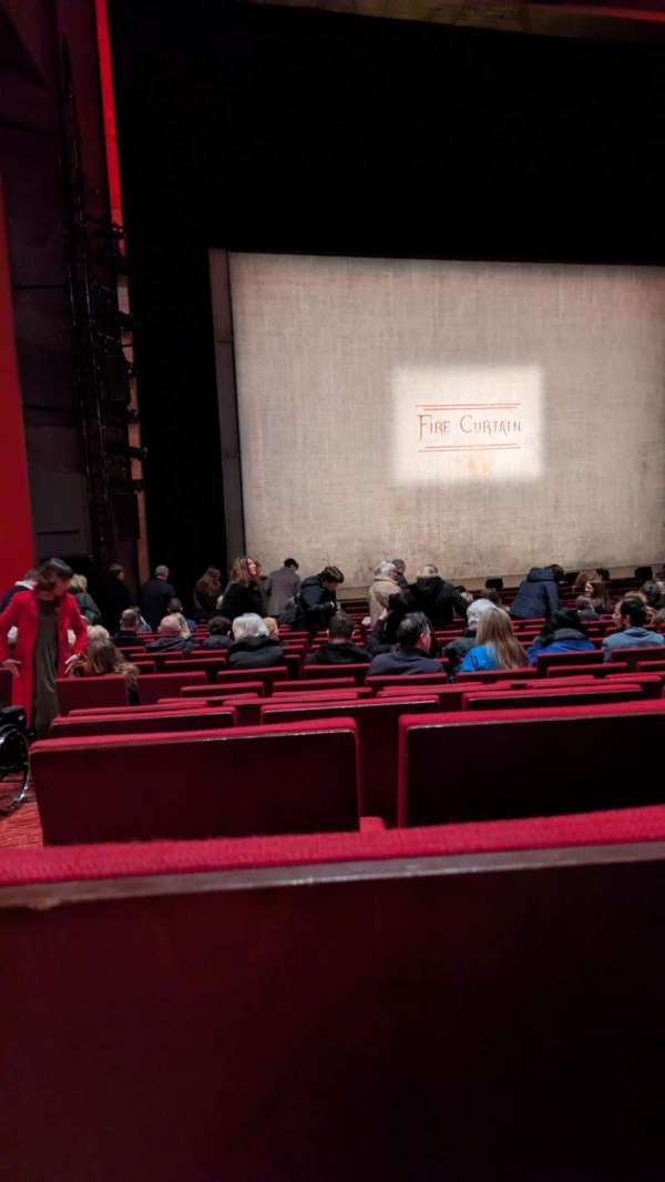 Bord Gáis Energy Theatre, bloc: Stalls, rangée: T, place: 10