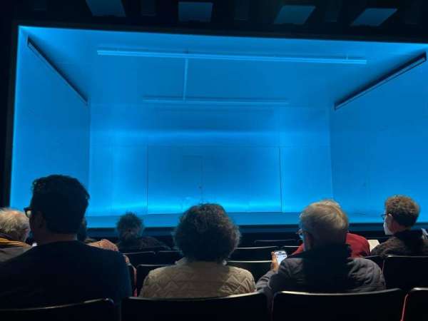 Lucille Lortel Theatre, bloc: Orchestra C, rangée: F, place: 108
