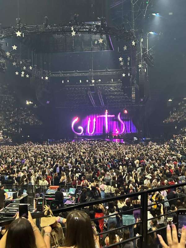 Accor Arena, bloc: Gradin B, rangée: 21, place: 19