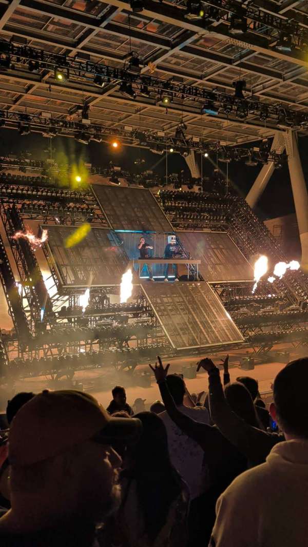 Red Rocks Amphitheatre, bloc: Left, rangée: 7, place: 77