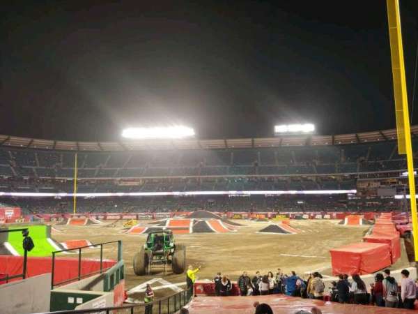 Angel Stadium, bloc: 101, rangée: W, place: 4