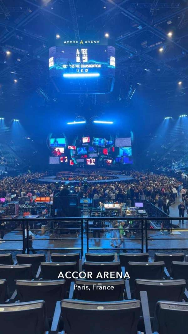 Accor Arena, bloc: Gradin A, rangée: 19, place: 5