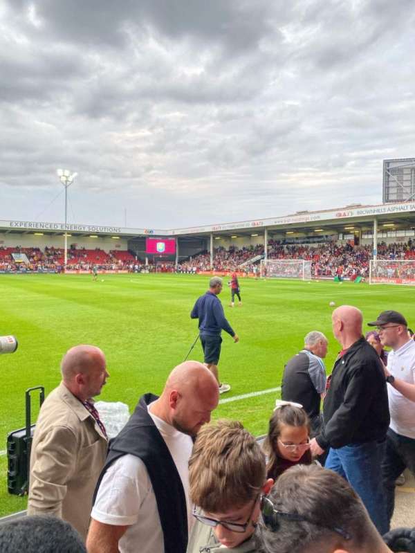 Bescot Stadium, bloc: O, rangée: B, place: 120