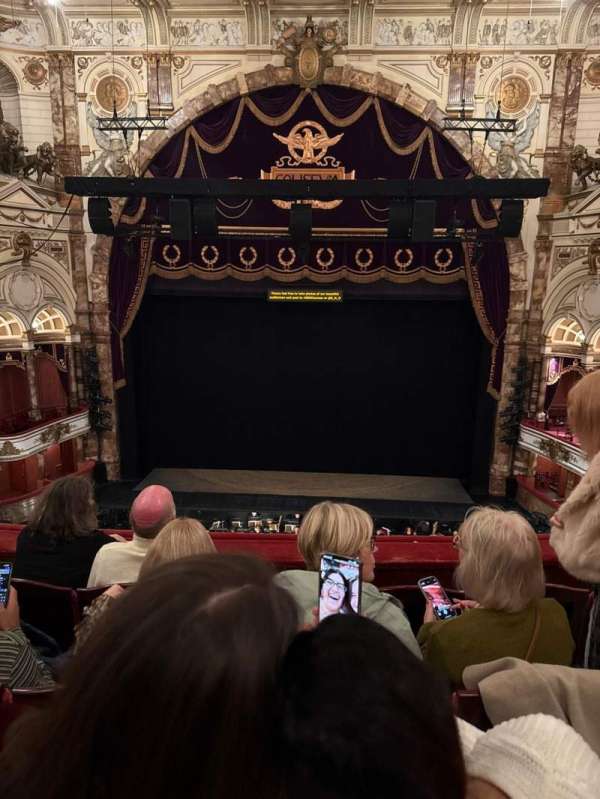 London Coliseum, bloc: Upper Circle, rangée: D, place: 27