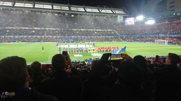 Stamford Bridge, bloc: West Stand Lower, rangée: 22, place: 131