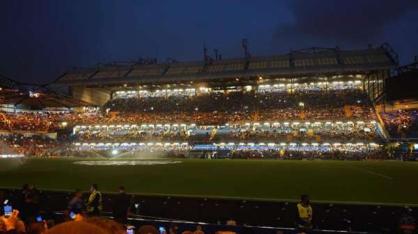 stamford bridge, bloc: West Stand Lower, rangée: 11, place: 51