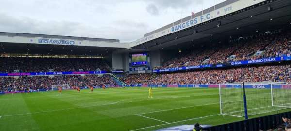 Ibrox Stadium, bloc: CF4, rangée: H, place: 123