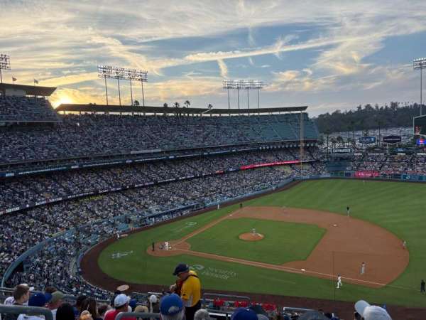 Dodger Stadium, bloc: 24RS, rangée: J, place: 3