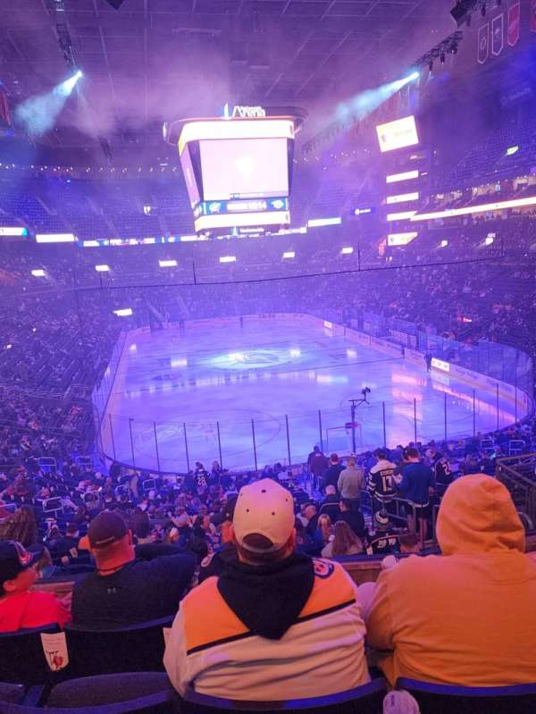 Nationwide Arena, bloc: C13, rangée: D, place: 5