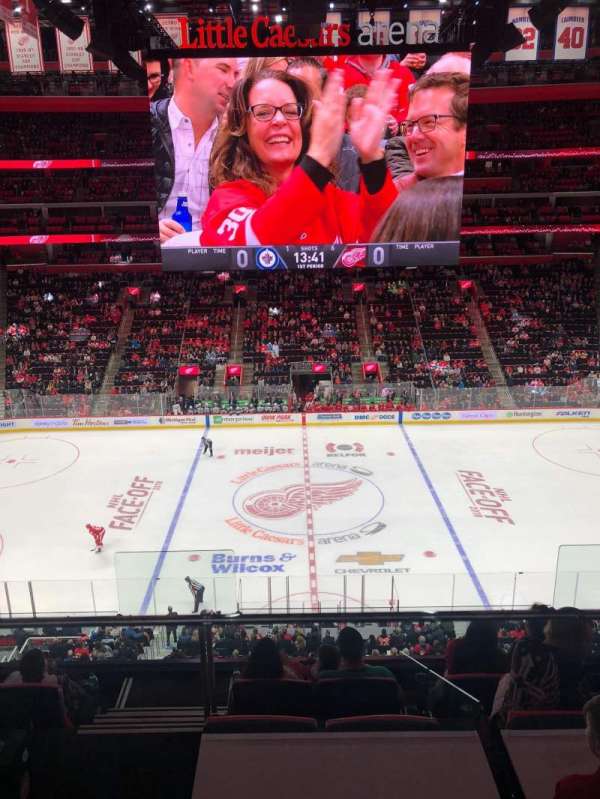 Little Caesars Arena, bloc: M11, rangée: 1, place: 15