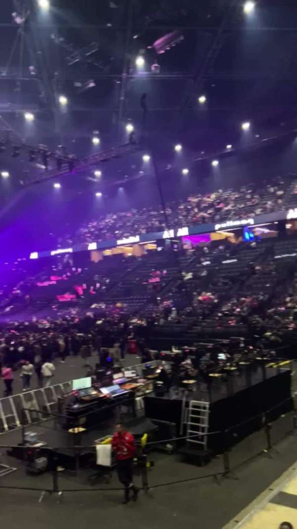 Accor Arena, bloc: Gradin T, rangée: 21, place: 1