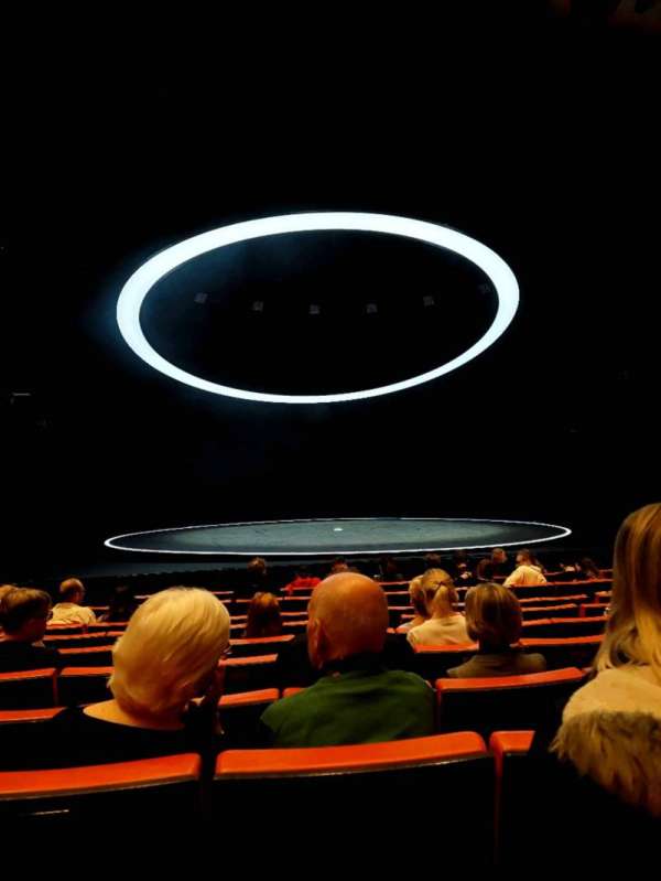 Marlowe Theatre, bloc: Stalls, rangée: K, place: 24