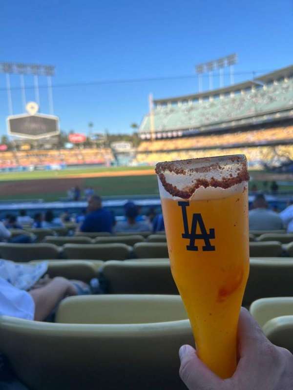 Dodger Stadium, bloc: 19FD, rangée: O, place: 6