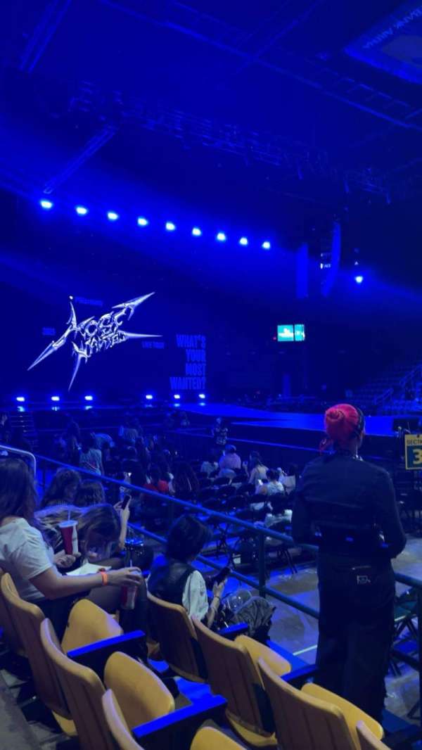 EagleBank Arena, bloc: 115, rangée: CC, place: 8