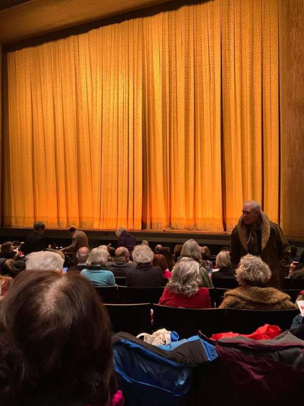 David H. Koch Theater, bloc: Orchestra R, rangée: K, place: 12