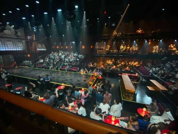 PAC NYC, bloc: Lower Mezz, rangée: O, place: 203