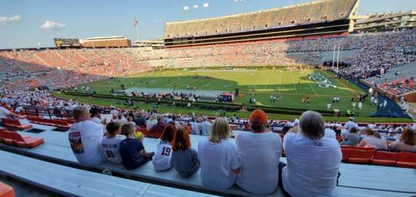 Jordan-Hare Stadium, bloc: 9, rangée: 40, place: 10
