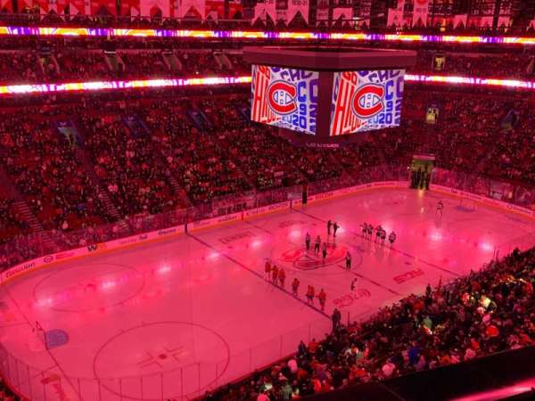Centre Bell, bloc: 305, rangée: A, place: 8