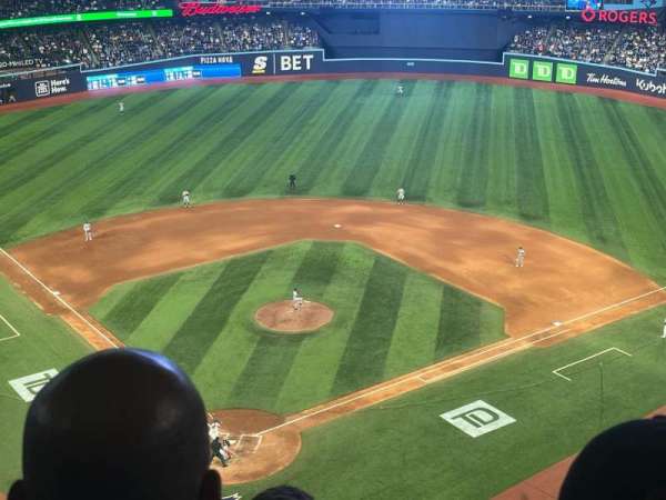 Rogers Centre, bloc: 523, rangée: 10, place: 6