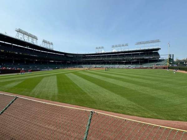 Wrigley Field, bloc: Right Bleachers, rangée: 1, place: 1