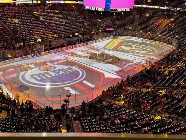 T-Mobile Arena, bloc: 218, rangée: A, place: 6