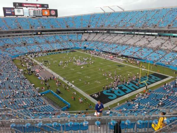 Bank of America Stadium, bloc: 533, rangée: 6, place: 13