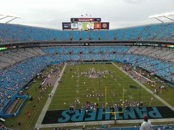 Bank of America Stadium, bloc: 529, rangée: 4, place: 14