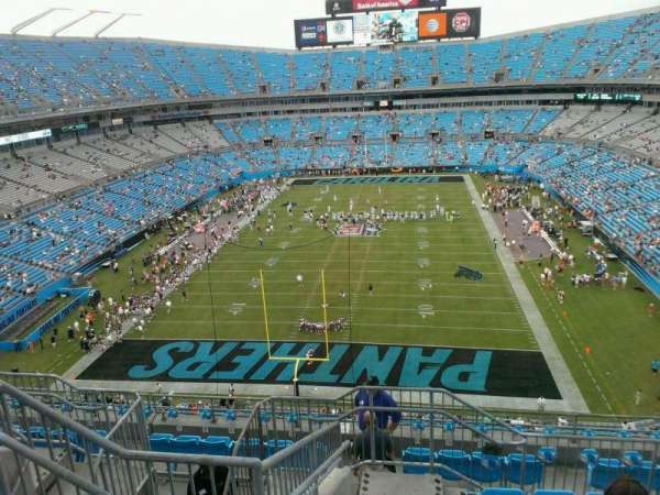 Bank of America Stadium, bloc: 527, rangée: 6, place: 21