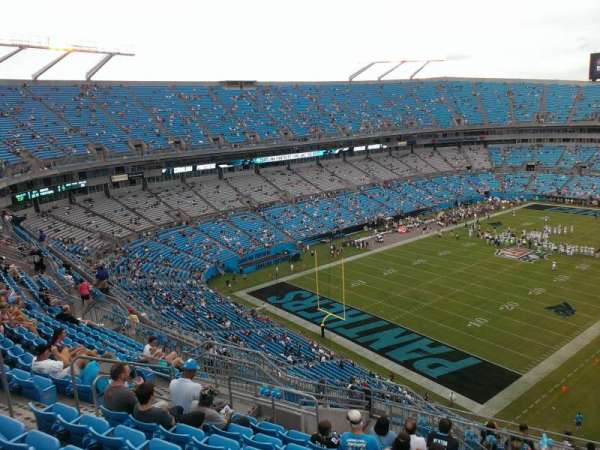 Bank of America Stadium, bloc: 525, rangée: 12, place: 13