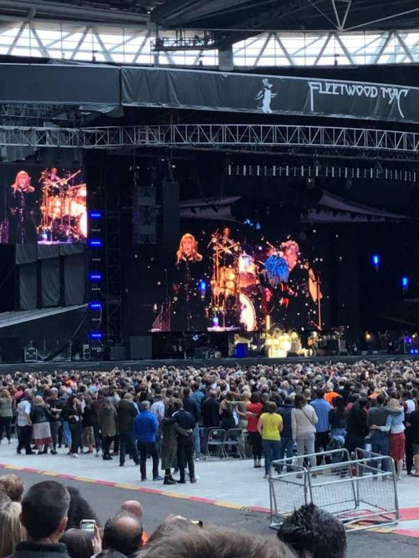 Wembley Stadium, bloc: 121, rangée: 7, place: 283