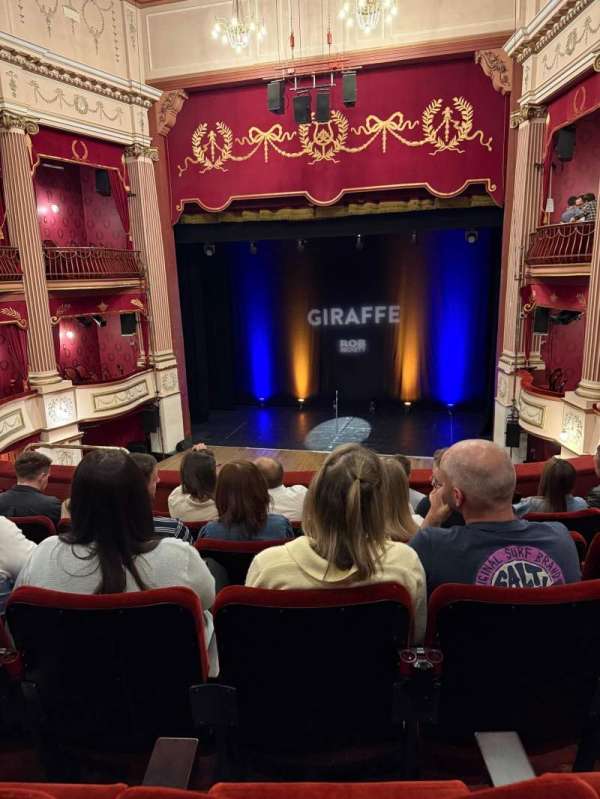 New Theatre, Cardiff, bloc: Circle, rangée: F, place: 21