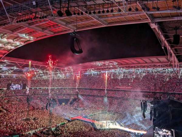 Wembley Stadium, bloc: 547, rangée: 9, place: 215