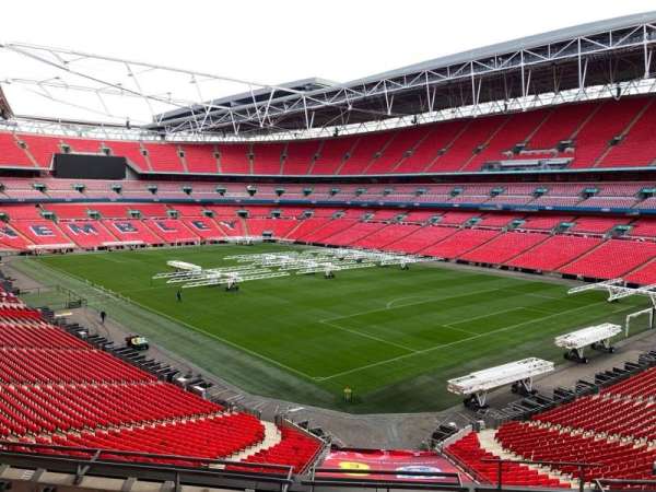 Wembley Stadium, bloc: 245, rangée: 07
