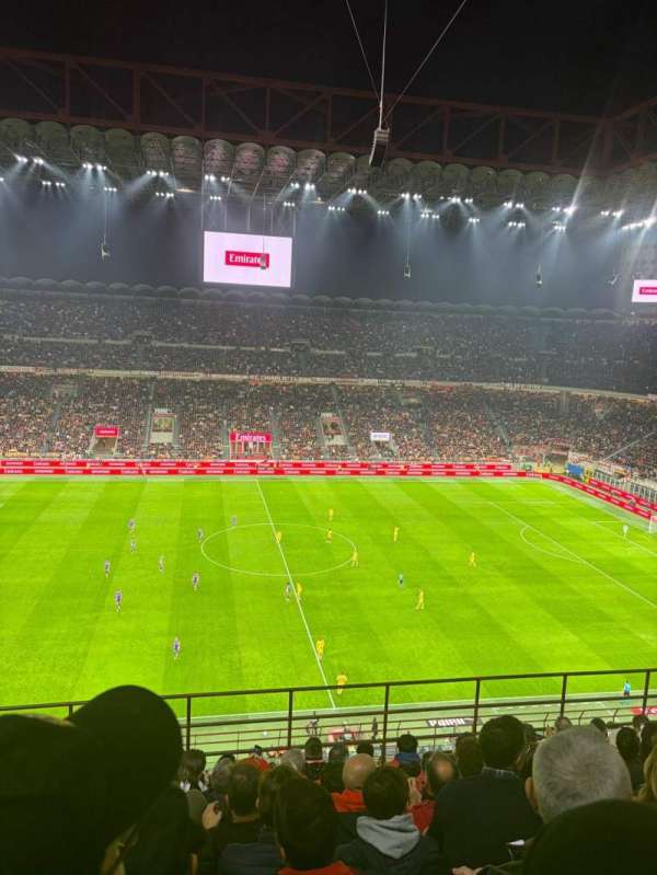 San Siro, bloc: 230, rangée: 10, place: 13