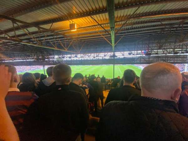 Selhurst Park, bloc: AW-T, rangée: 46, place: 58