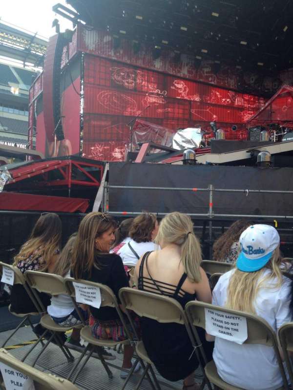 Lincoln Financial Field, bloc: Floor 4, rangée: 8, place: 7