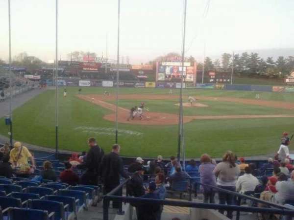 FirstEnergy Stadium, Reading, bloc: Yellow 4, rangée: D, place: 4