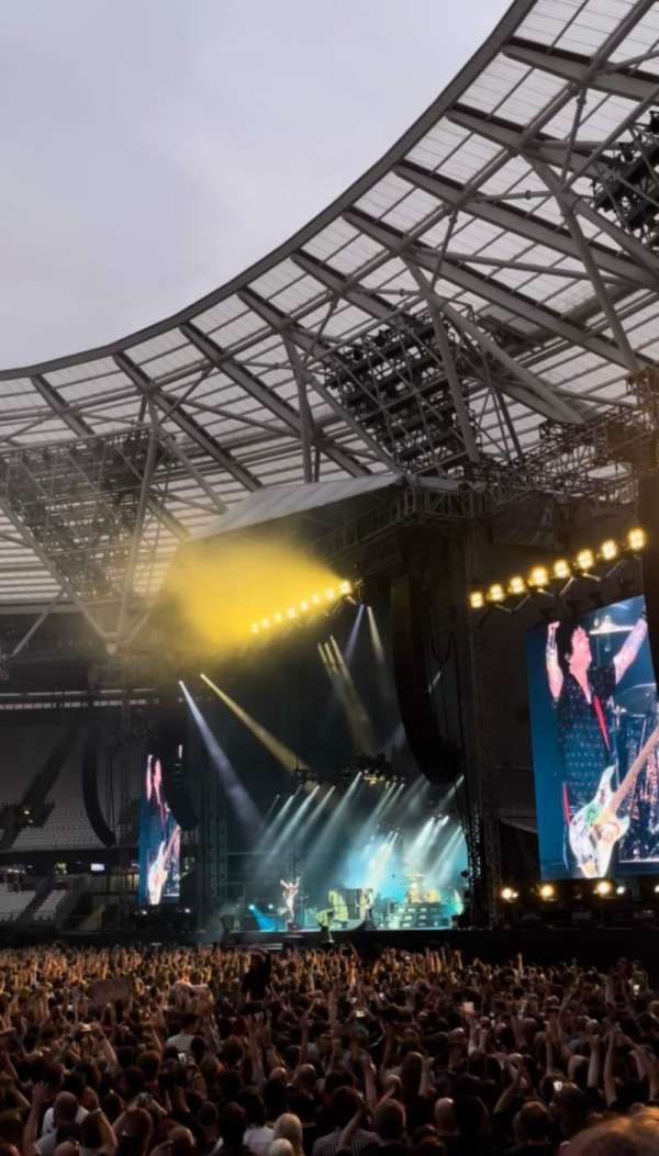 London Stadium, bloc: 111, rangée: 9, place: 232