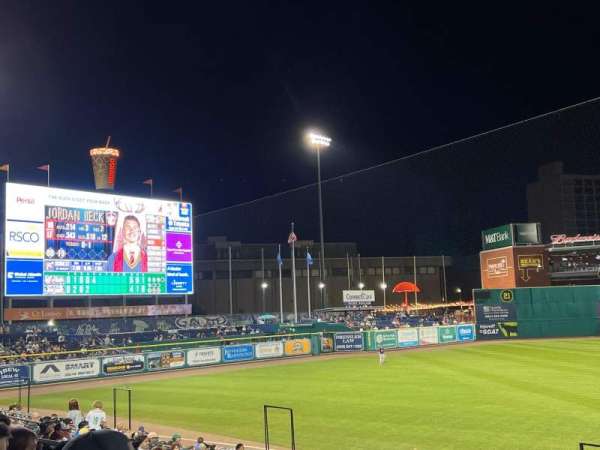 Dunkin' Park, bloc: 118, rangée: P, place: 5