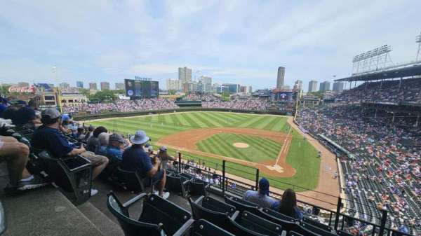 Wrigley Field, bloc: 314L, rangée: 6, place: 3