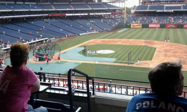 Citizens Bank Park, bloc: Suite 48, rangée: 1, place: 9