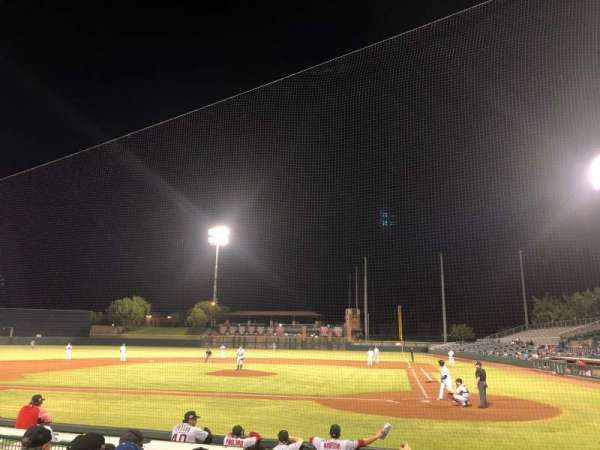 Scottsdale Stadium, bloc: 105, rangée: H, place: 6